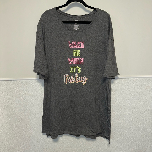 Women's Secret Treasures T-Shirt, L-XL, Gray “Wake me up when it’s Friday” 14-18 - Picture 1 of 6